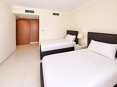 Luxury 2-Bedroom + Maid's Room | Fully Furnished | Stunning Lake View | Tamweel Tower, JLT