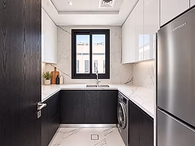 2BR Apartment | Downtown & Pool View | Well Maintain