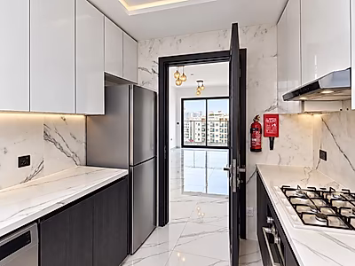 2BR Apartment | Downtown & Pool View | Well Maintain
