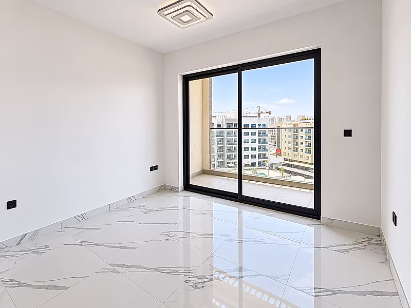 2BR Apartment | Downtown & Pool View | Well Maintain - Photo 8