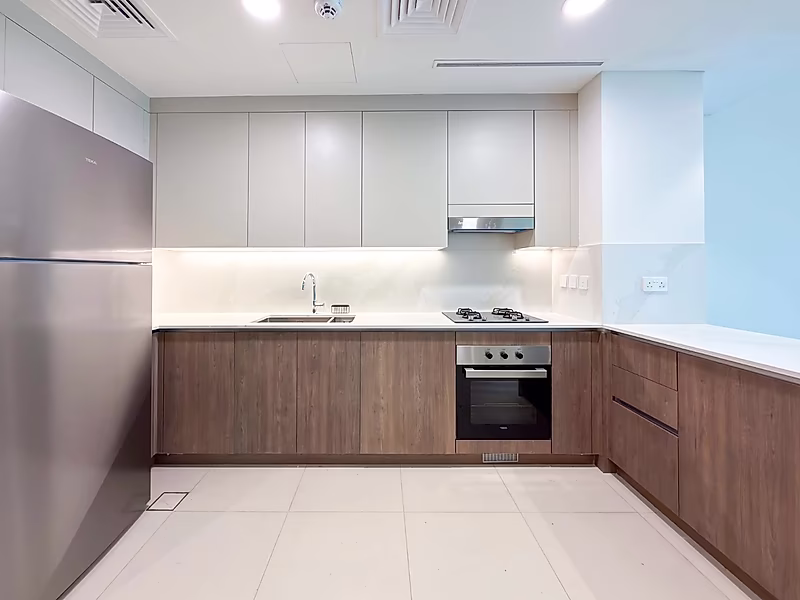 Spacious | Family Community | Modern Villa - Photo 3
