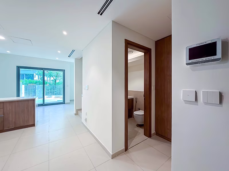 Spacious | Family Community | Modern Villa - Photo 20