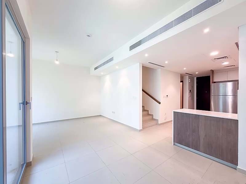 Spacious | Family Community | Modern Villa - Photo 26