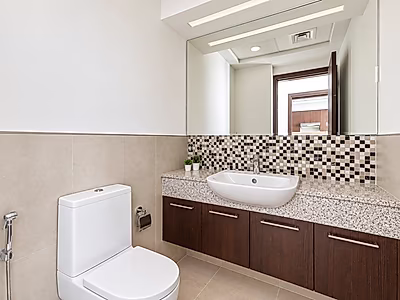 Marina View | Prime Location | Unfurnished