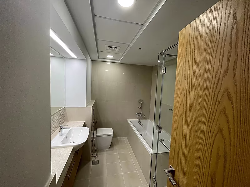 Downtown City View | 1BR Apartment | Vacant - Photo 2