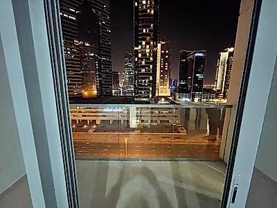 Downtown City View | 1BR Apartment | Vacant